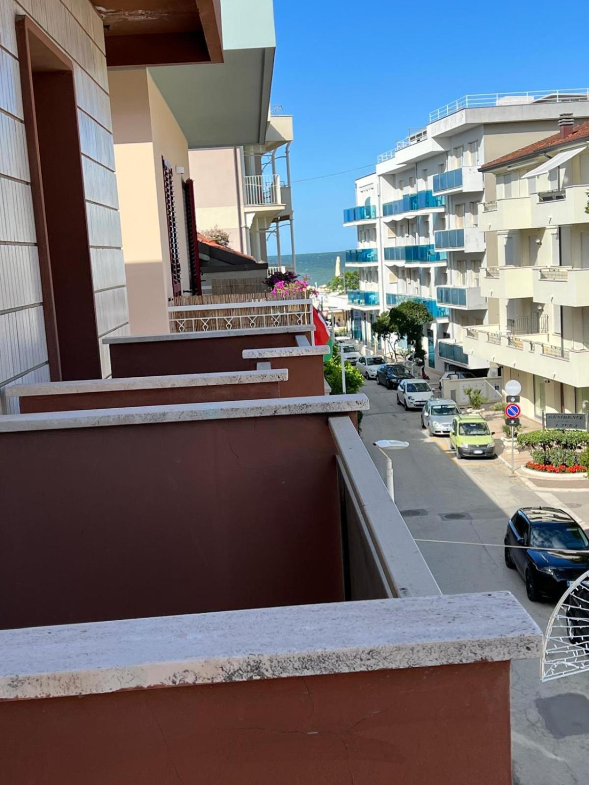 Hotel Villa Dei Fiori Bellaria-Igea Marina Ngoại thất bức ảnh