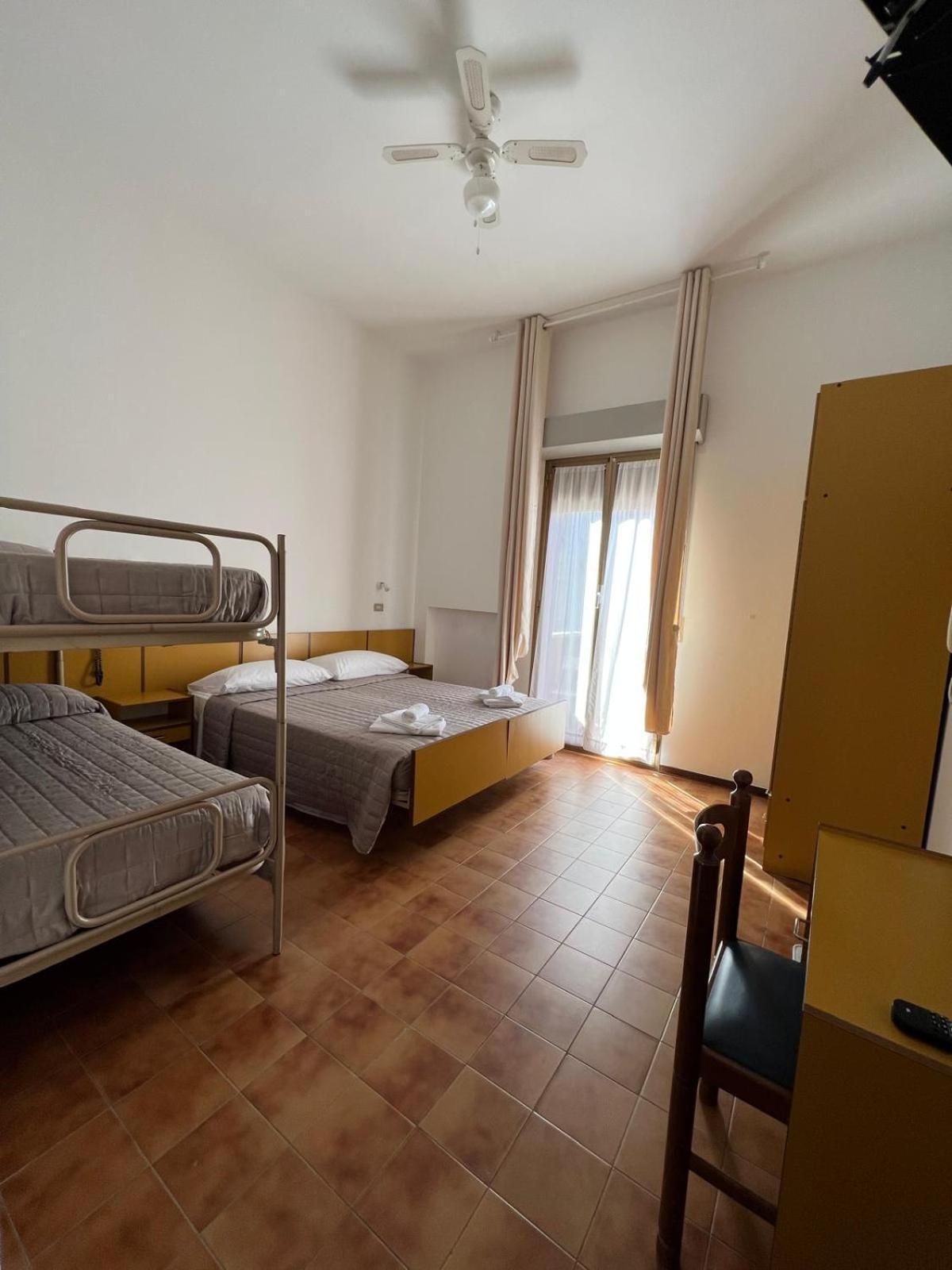 Hotel Villa Dei Fiori Bellaria-Igea Marina Ngoại thất bức ảnh