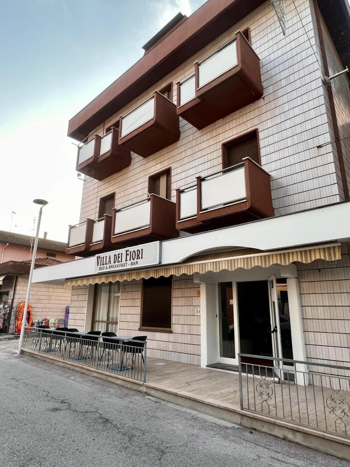 Hotel Villa Dei Fiori Bellaria-Igea Marina Ngoại thất bức ảnh