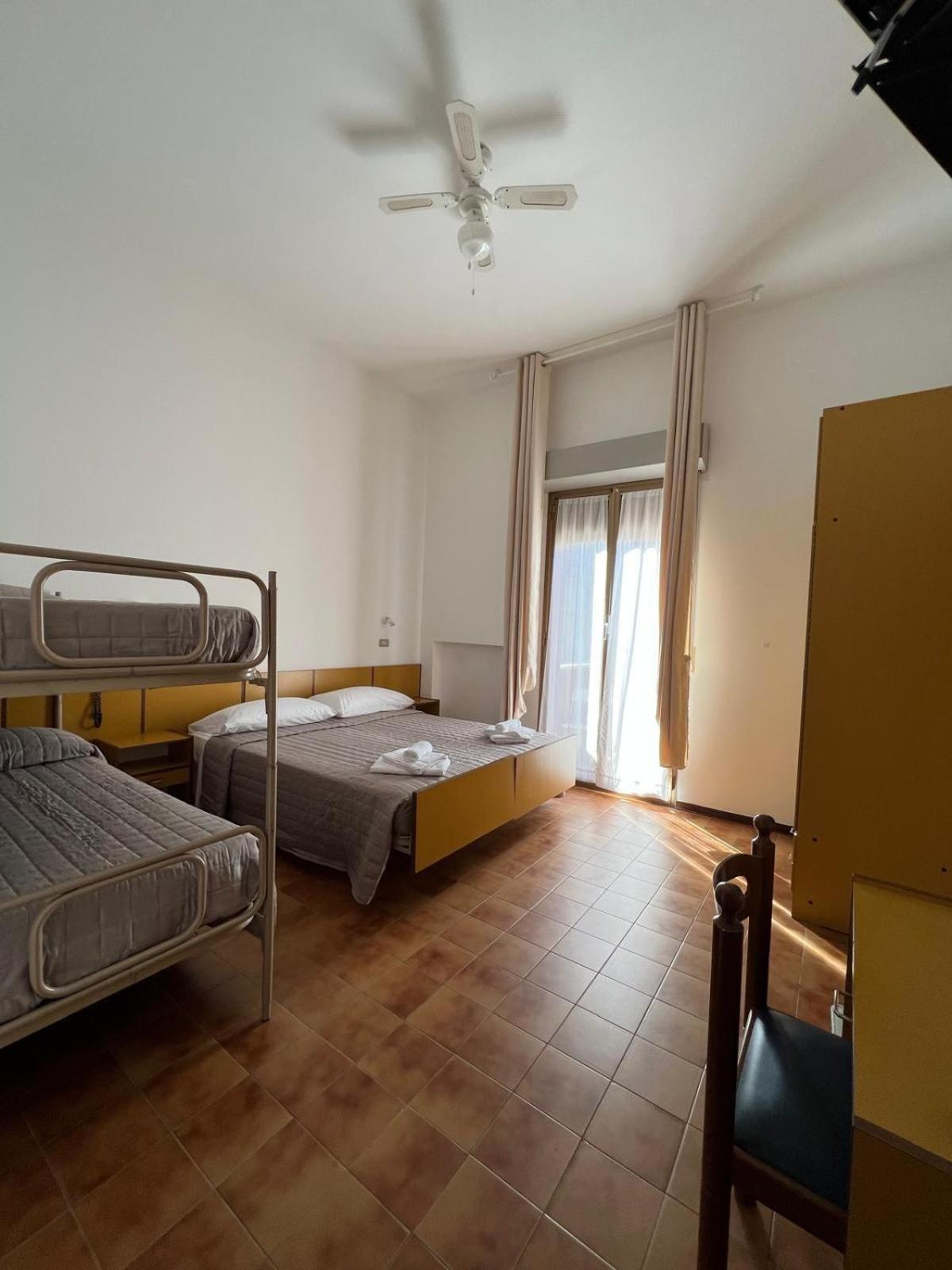 Hotel Villa Dei Fiori Bellaria-Igea Marina Ngoại thất bức ảnh