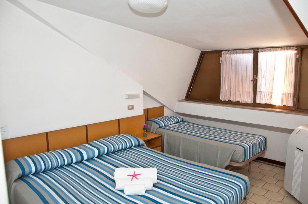 Hotel Villa Dei Fiori Bellaria-Igea Marina Ngoại thất bức ảnh